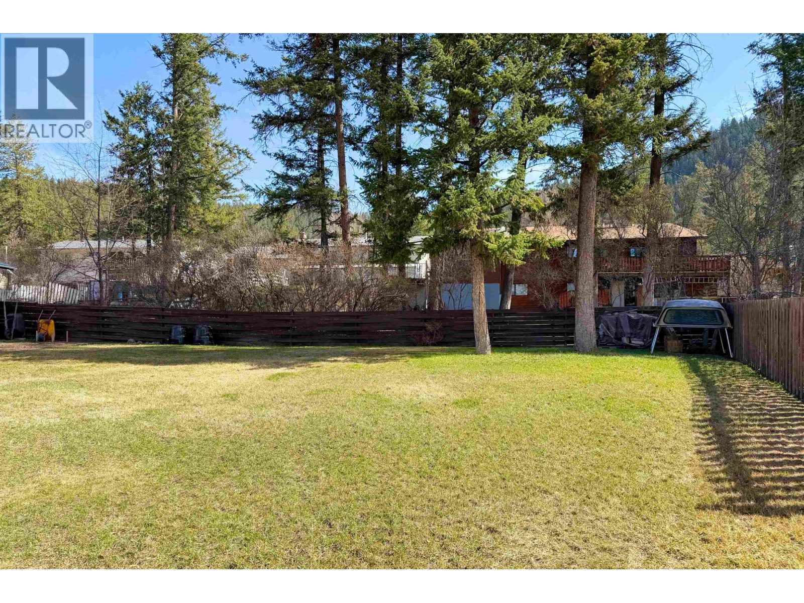 1220 CLARKE AVENUE - 25