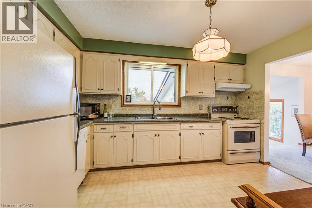 132 RUDY AVENUE - 20