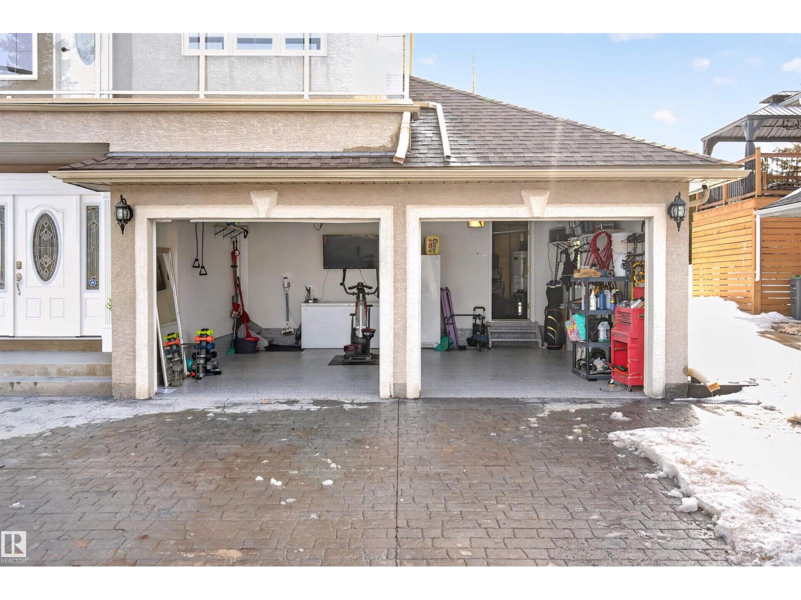 807 BEACH AV - 34