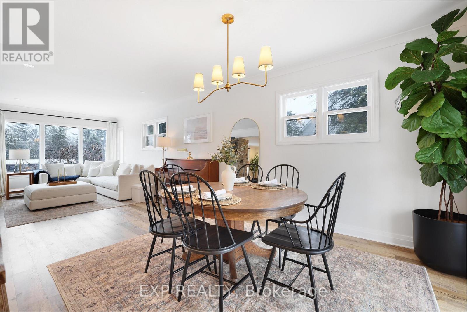 150 STEVENSON CRESCENT - 21