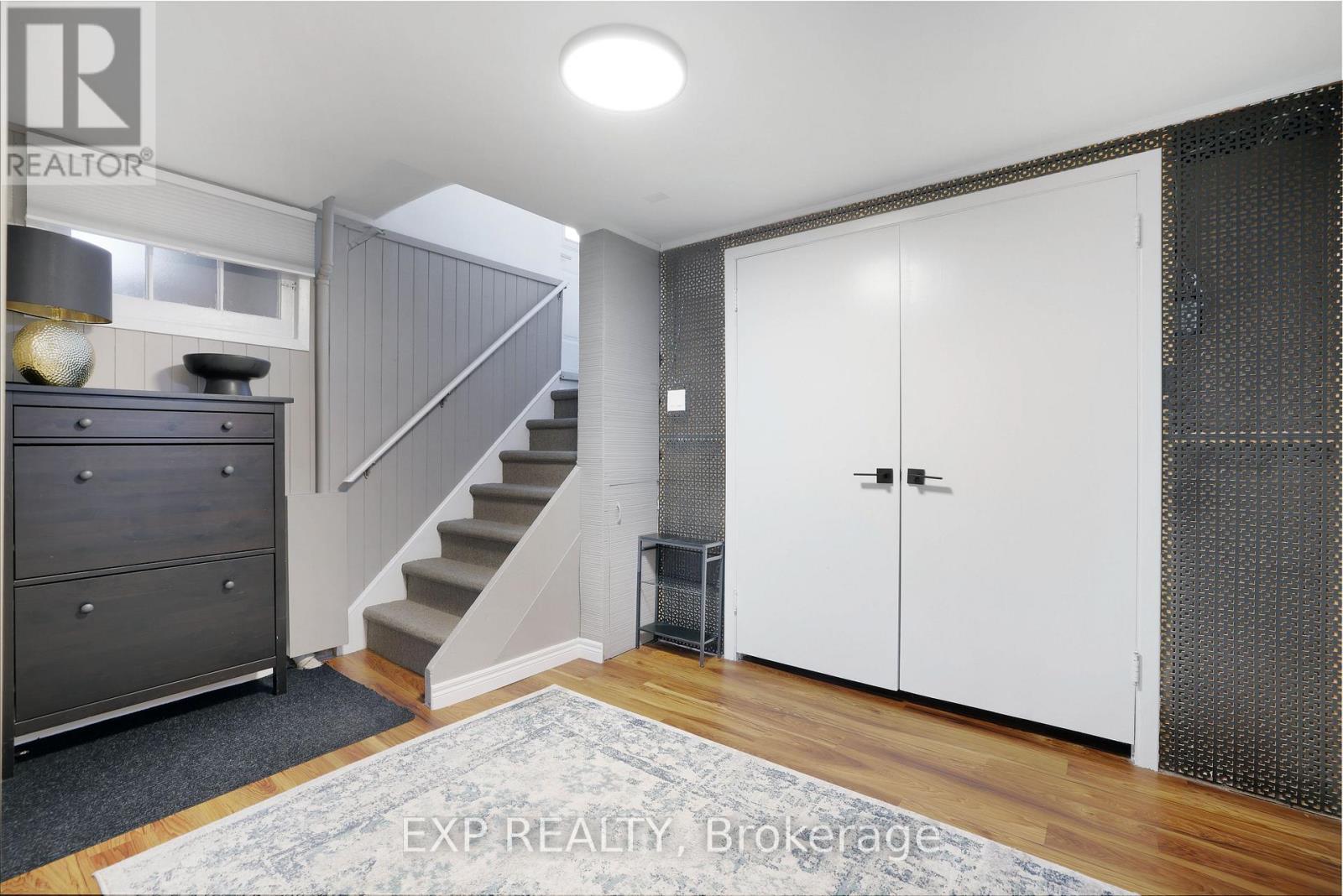 150 STEVENSON CRESCENT - 35