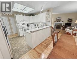Kitchen - 3150 Hama Road, Christina Lake, BC V0H1E0 Photo 6