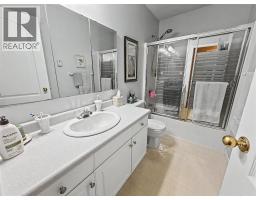 Full bathroom - 3150 Hama Road, Christina Lake, BC V0H1E0 Photo 11