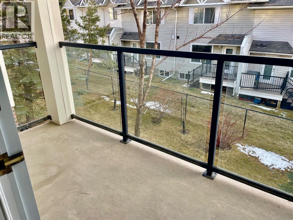 
          928 Arbour Lake Road Northwest
            <br/>
            <span>Calgary</span>
            , 
            <span>AB</span>
             <span>T3G5T2</span>
         - Photo 16