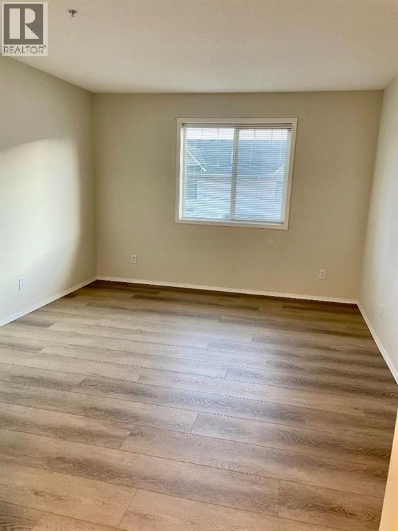 
          928 Arbour Lake Road Northwest
            <br/>
            <span>Calgary</span>
            , 
            <span>AB</span>
             <span>T3G5T2</span>
         - Photo 12