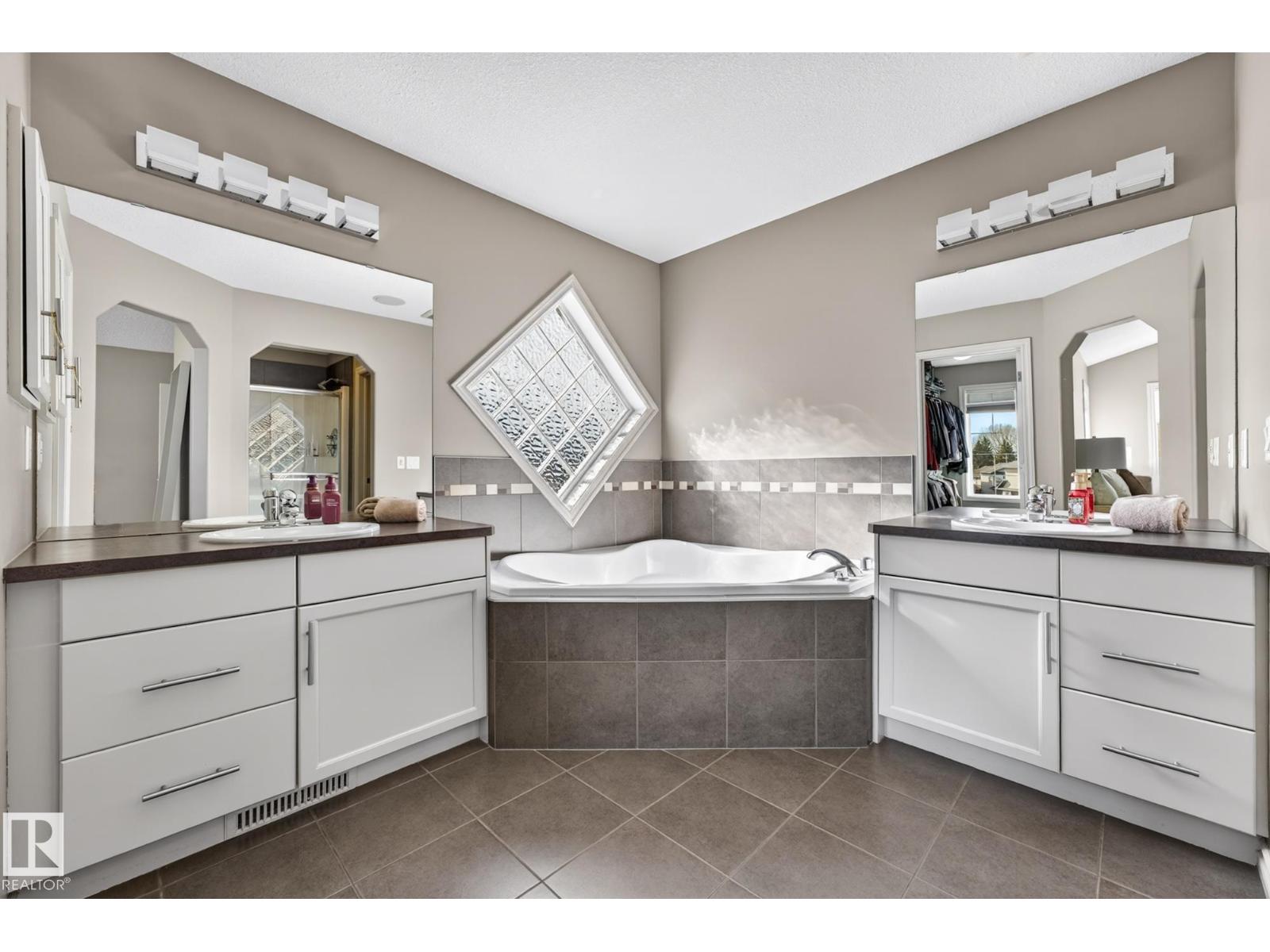 23 AVONLEA CO, Spruce Grove