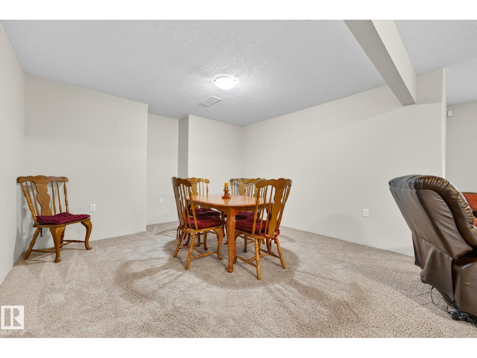 23 AVONLEA CO, Spruce Grove