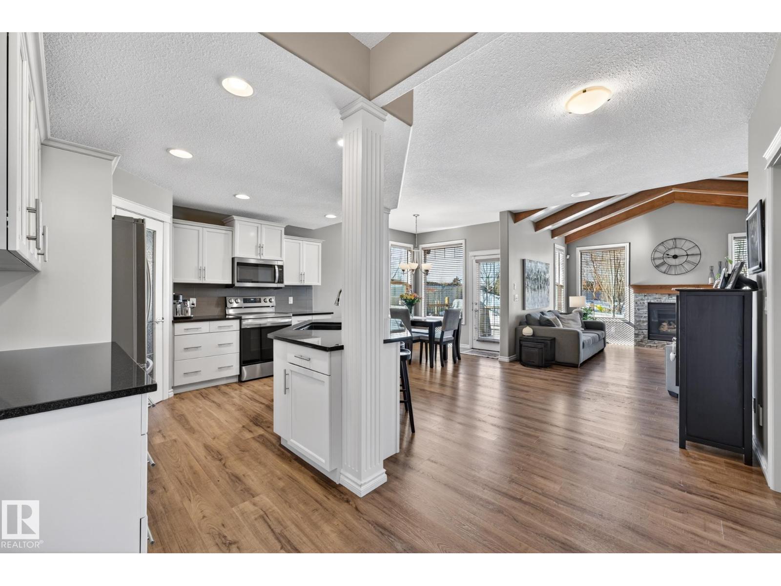 23 AVONLEA CO, Spruce Grove