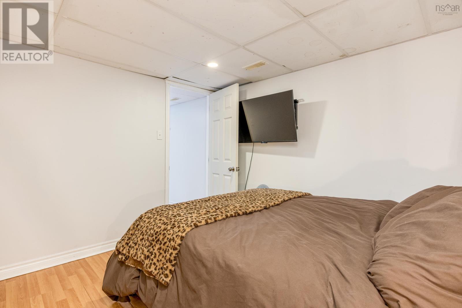 Property 30 of 50 of 12 Porters Avenue