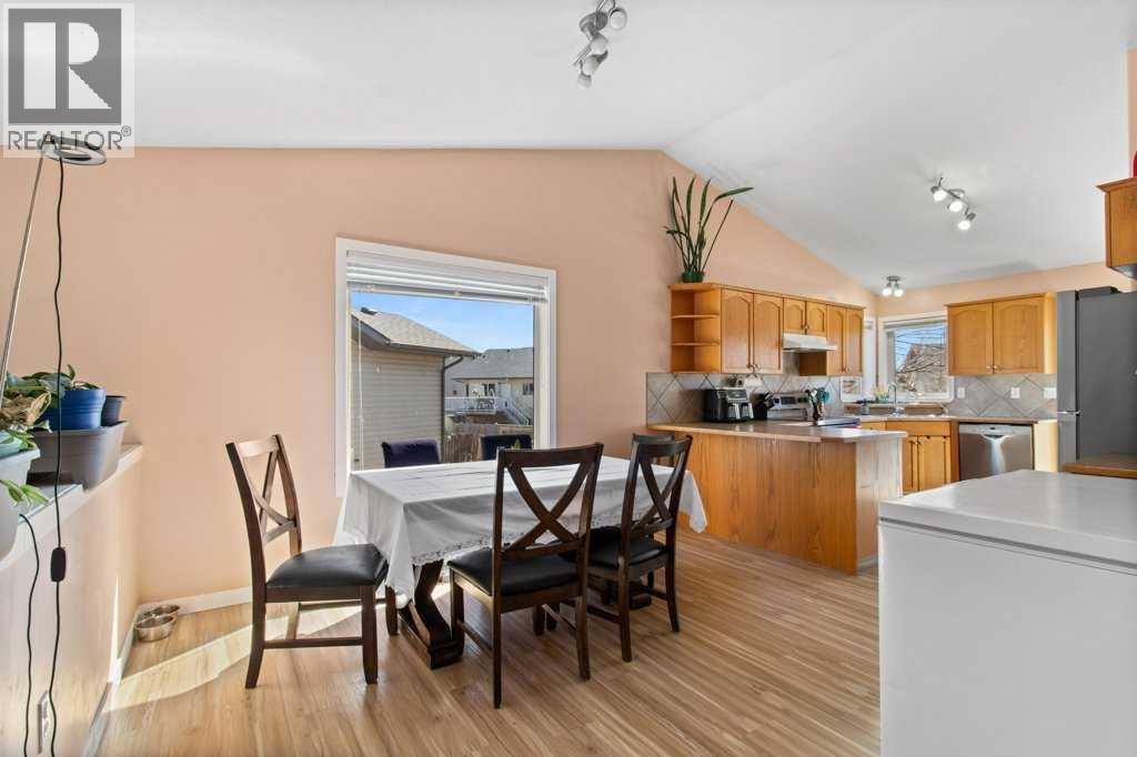 12 HANSEN CLOSE - 14