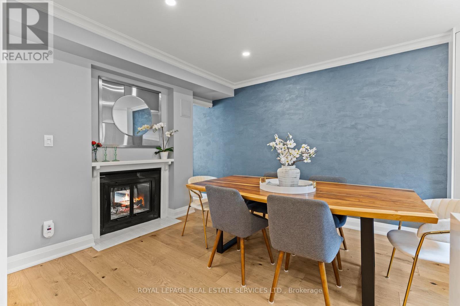 #5 2303 MARINE DRIVE - 15