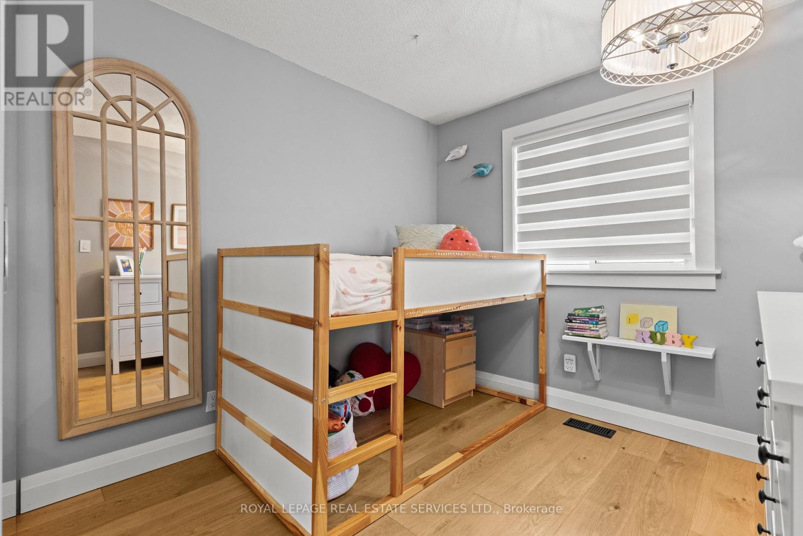 #5 2303 MARINE DRIVE - 30