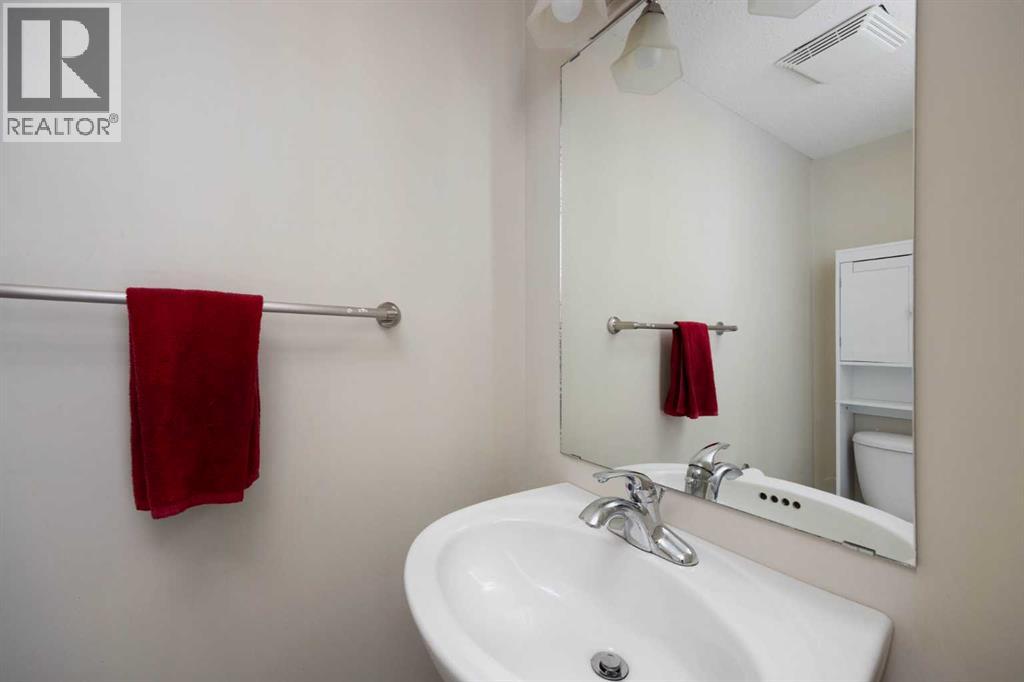 #37 240 LAFFONT WAY - 9