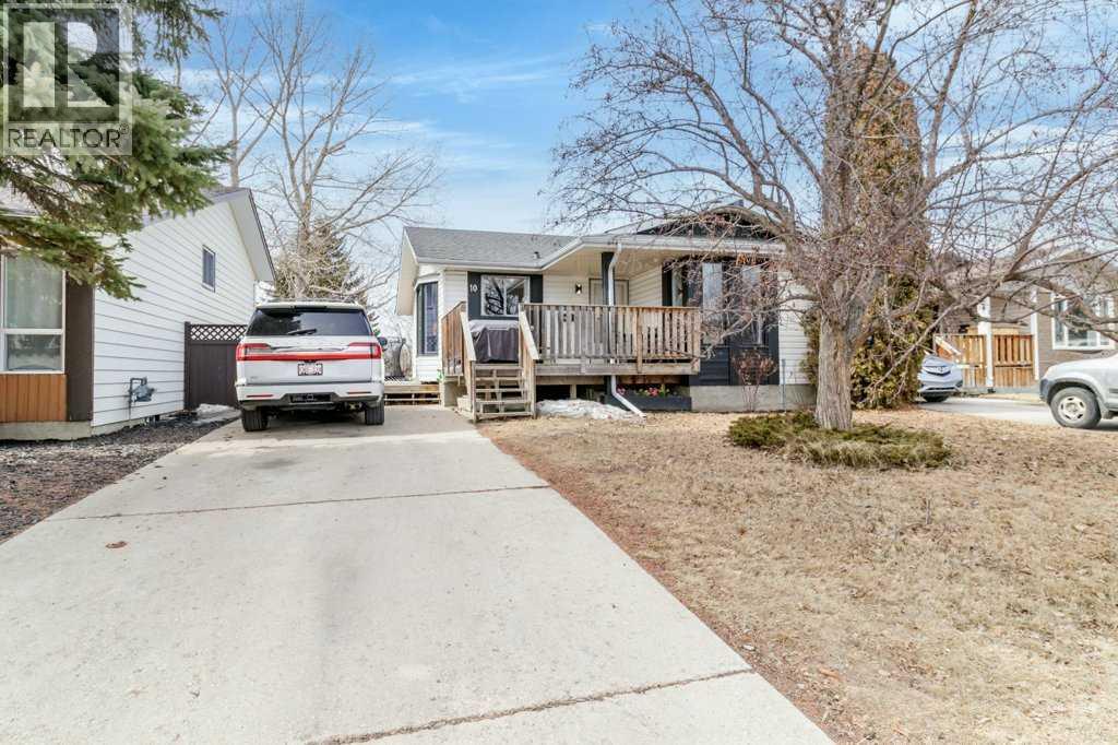 10 CHAPPEL DRIVE - 33