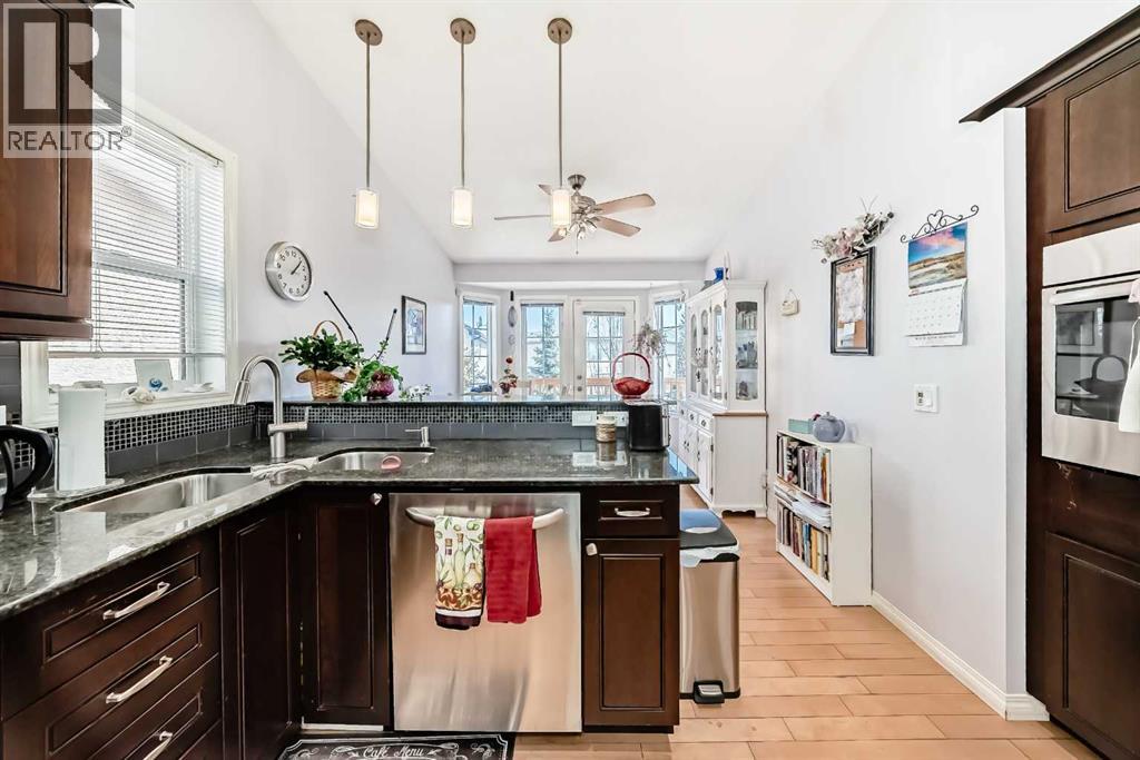 337 HARVEST LAKE GREEN NE - 10