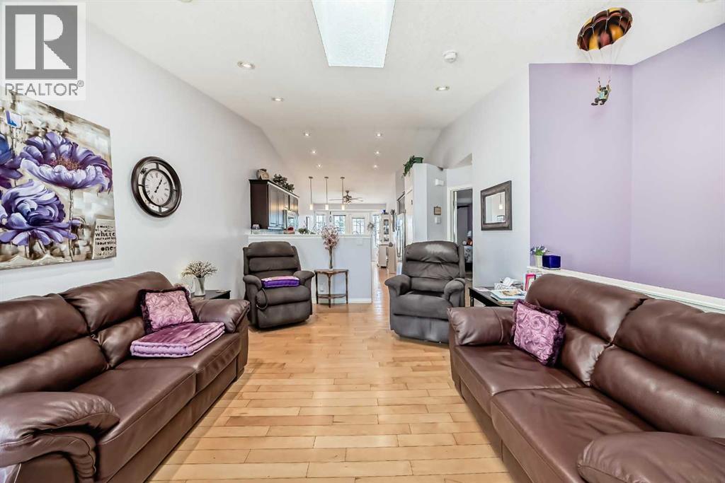 337 HARVEST LAKE GREEN NE - 20