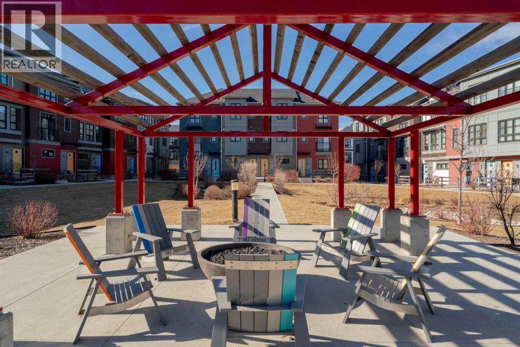 960 WALDEN DRIVE SE - 28