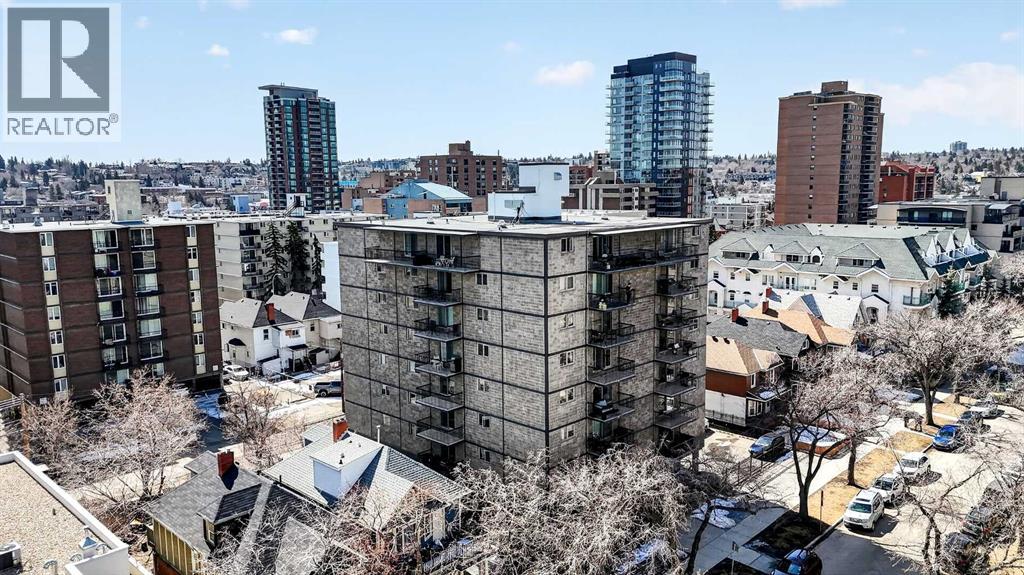 #802 1213 13 AVENUE SW - 34