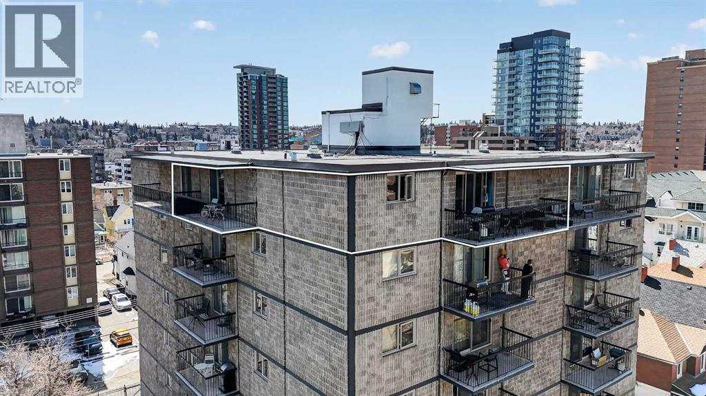 #802 1213 13 AVENUE SW - 35