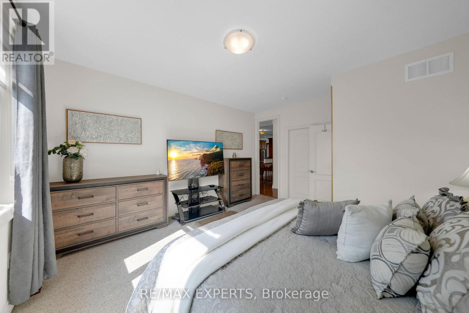 40 HILLCREST DRIVE - 27