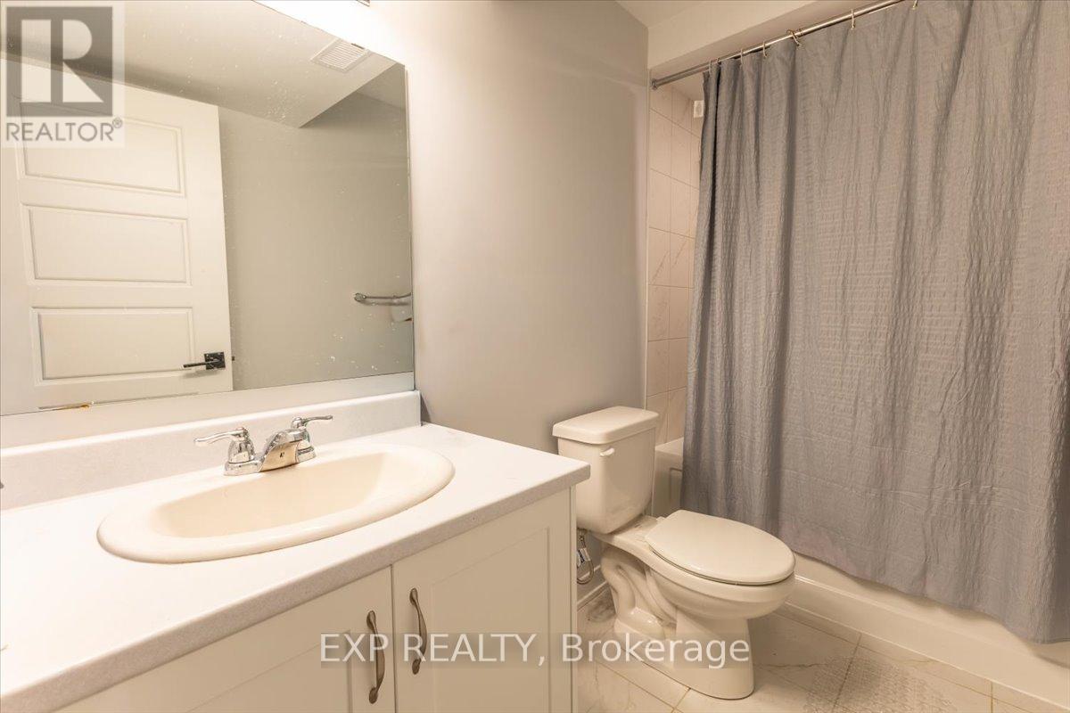 297 BILLRIAN CRESCENT - 23
