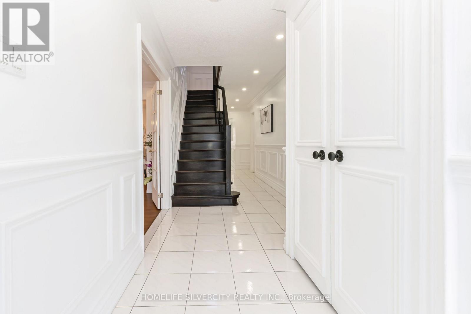 6 MACDOUGALL DRIVE - 5