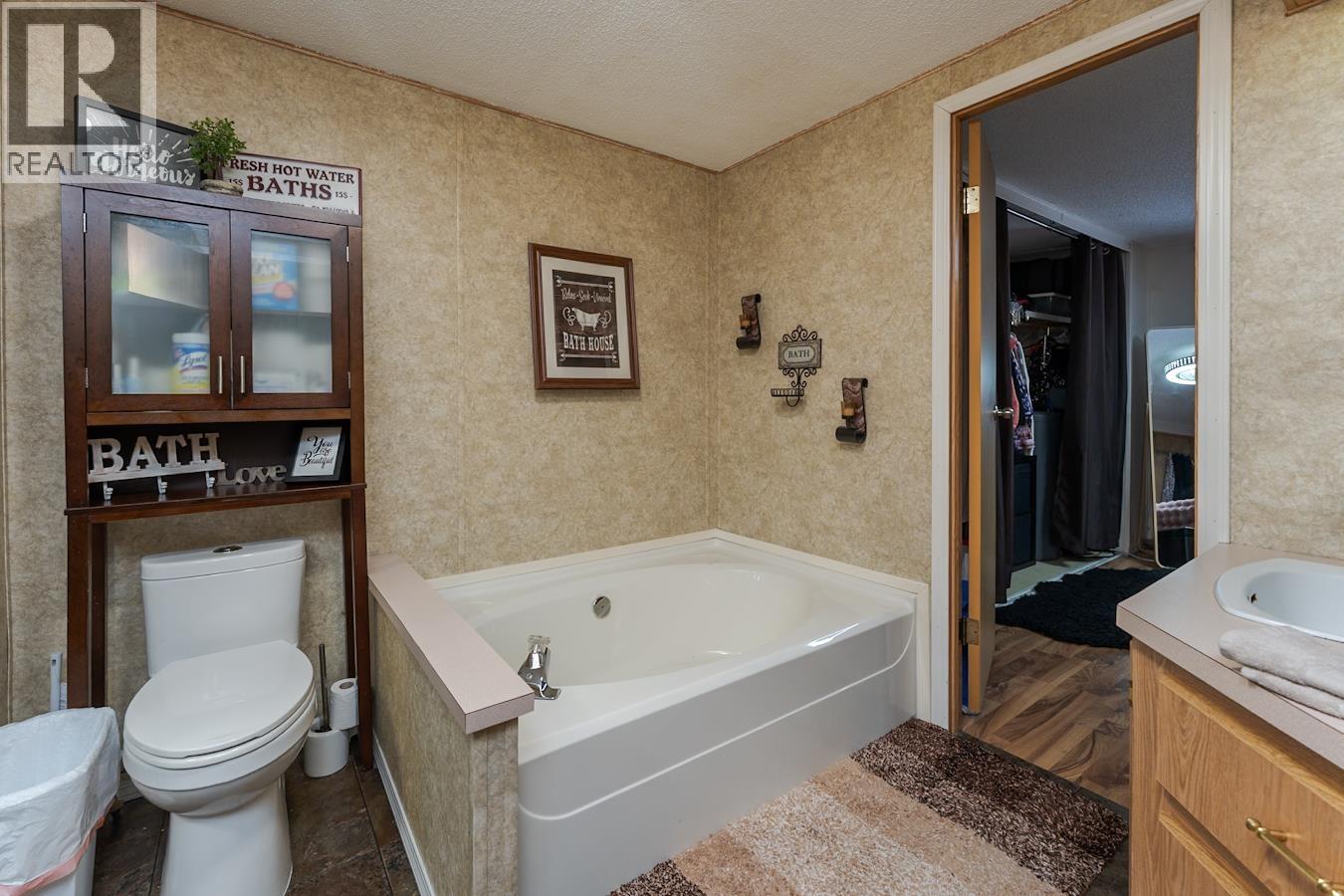 #12 5130 NORTH NECHAKO ROAD - 33