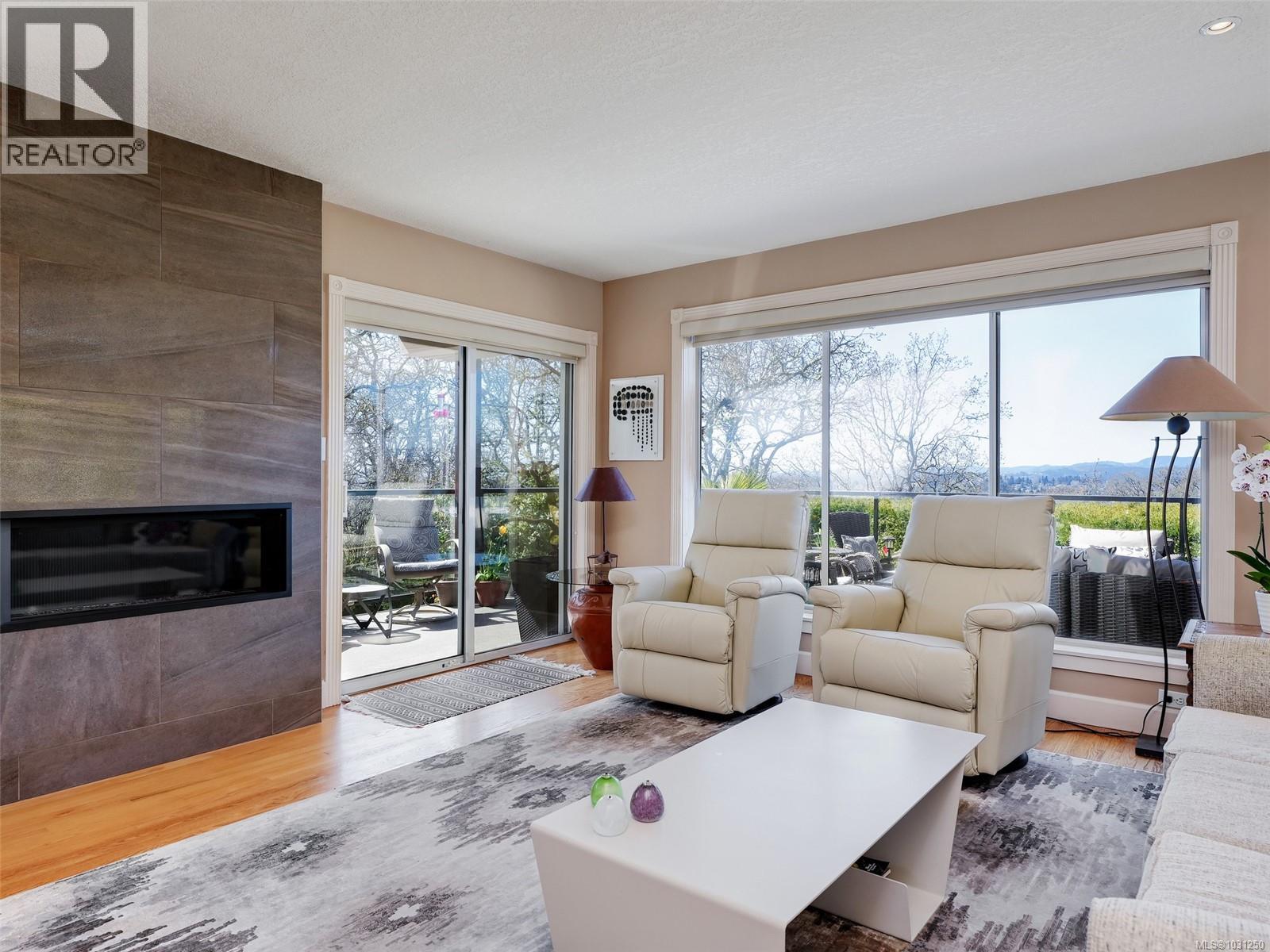 4329 STONEYWOOD LANE - 10