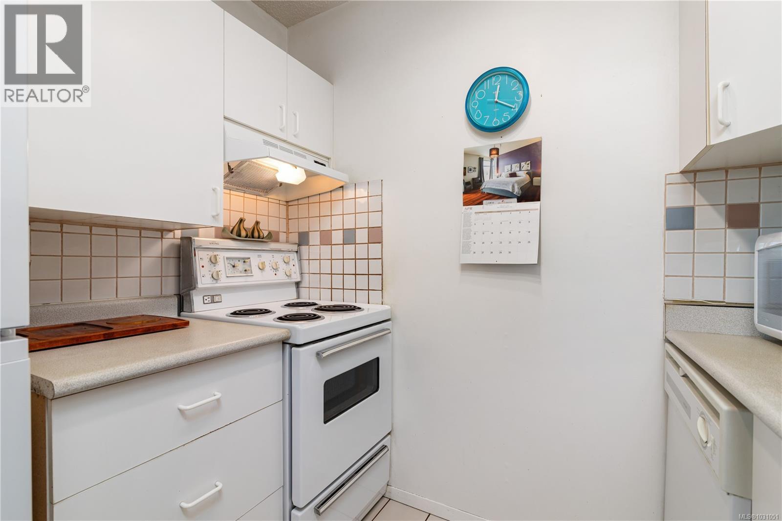 #209 1025 INVERNESS RD - 9