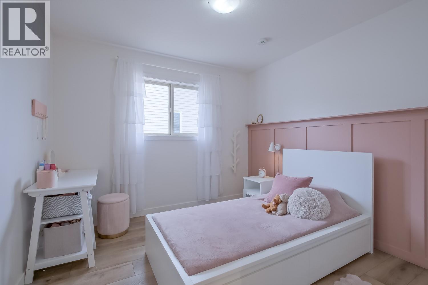 1509 FEEDHAM AVENUE - 21