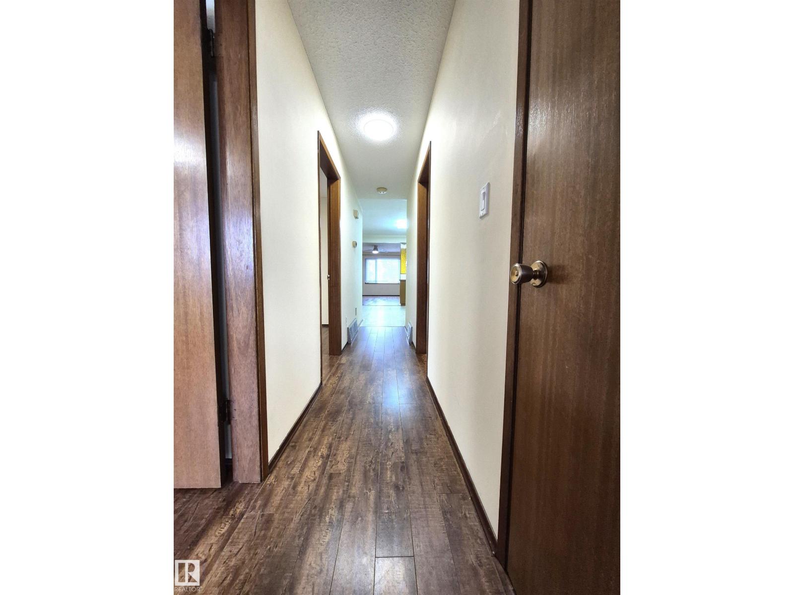 8725 152 ST NW, Edmonton