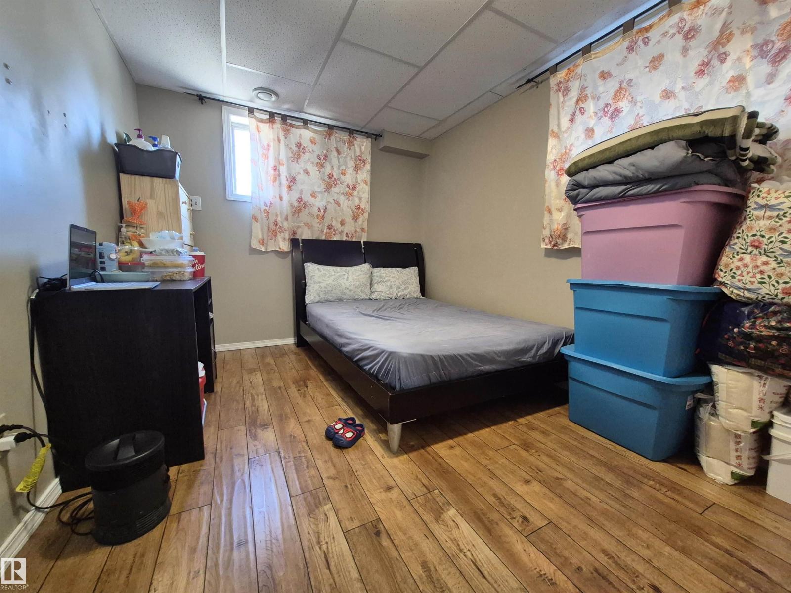 8725 152 ST NW, Edmonton