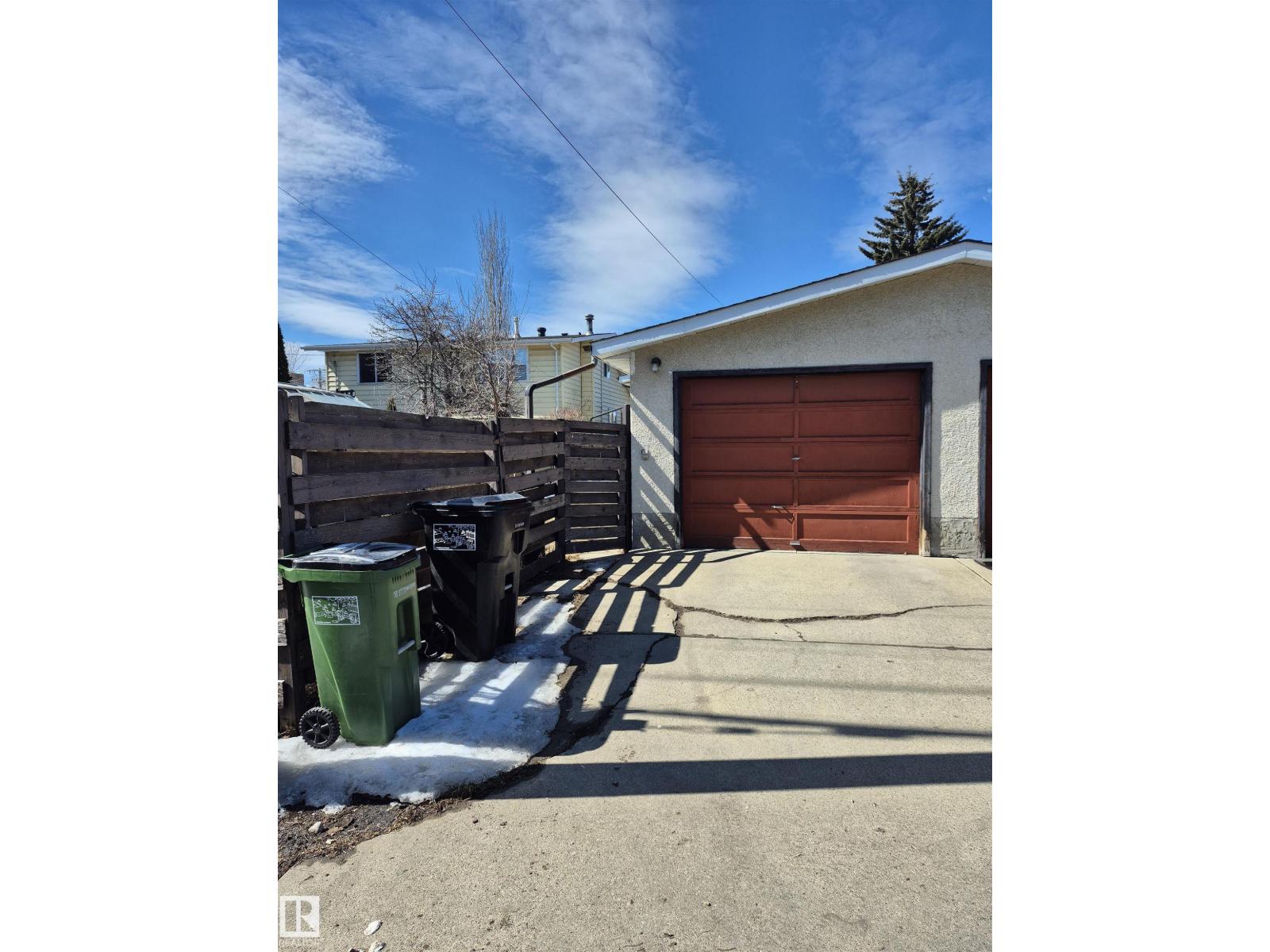 8725 152 ST NW, Edmonton