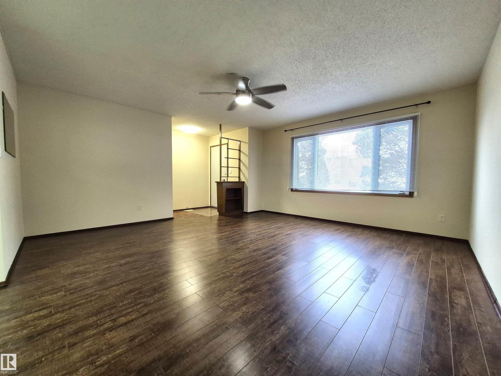 8725 152 ST NW, Edmonton