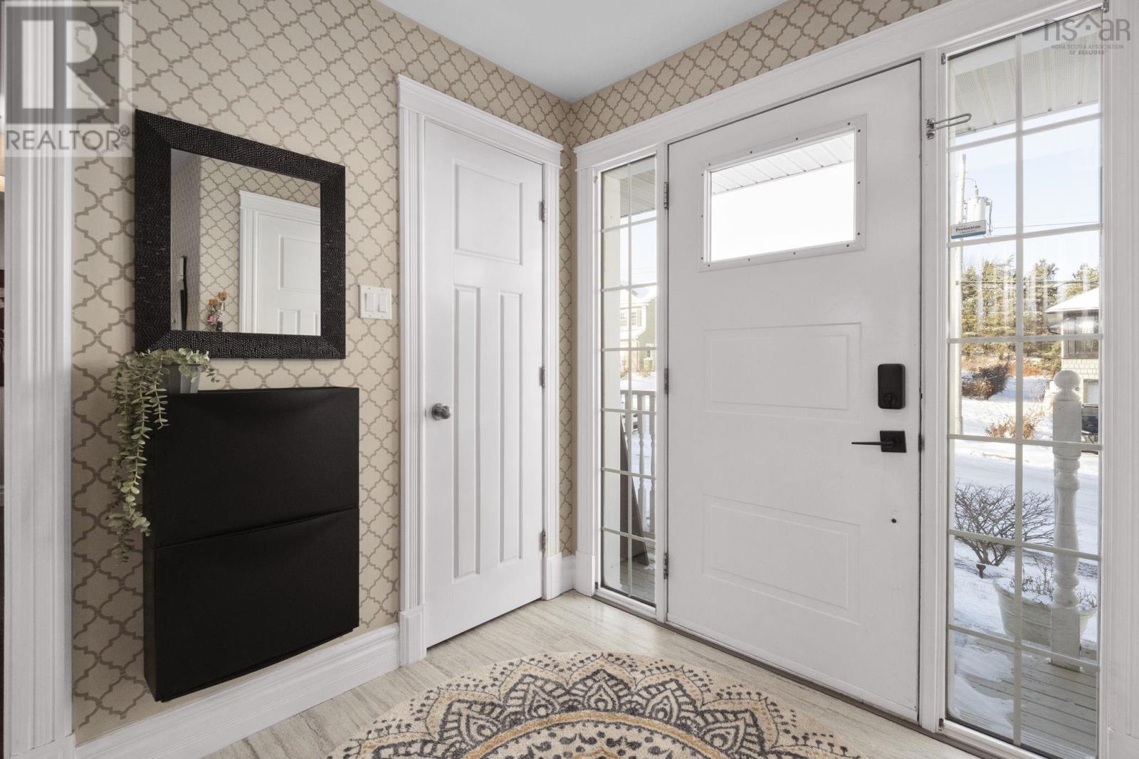 833 BASINVIEW DRIVE - Image 2