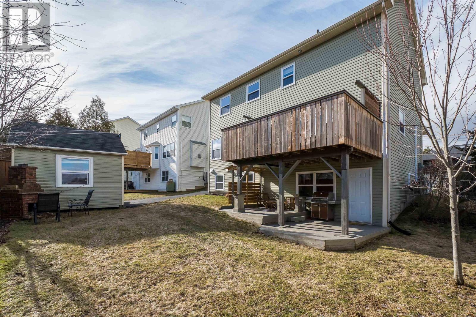 833 BASINVIEW DRIVE - 44
