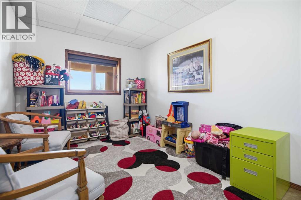 382043 RANGE ROAD 4-4 - 38