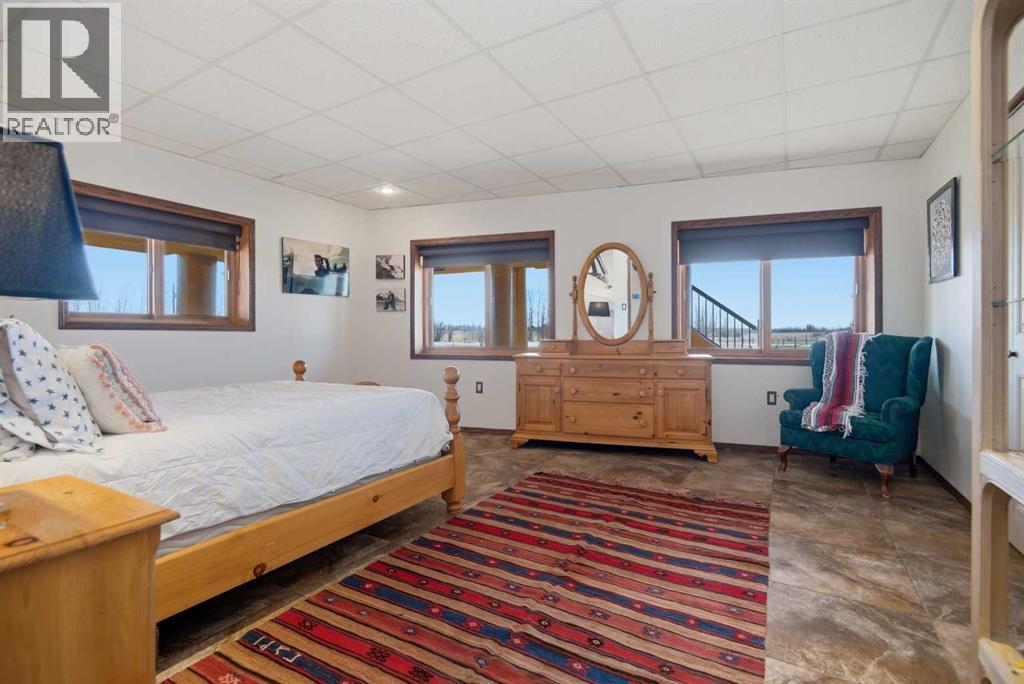 382043 RANGE ROAD 4-4 - 39