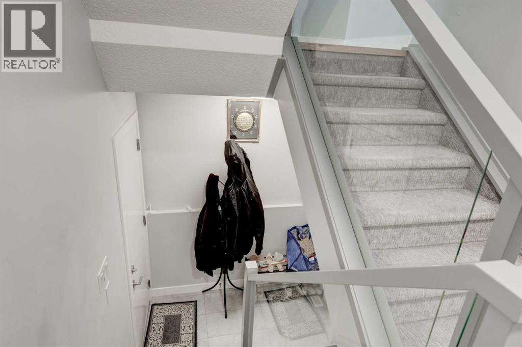 
          408 27 Avenue Northeast
            <br/>
            <span>Calgary</span>
            , 
            <span>AB</span>
             <span>T2E2A4</span>
         - Photo 14