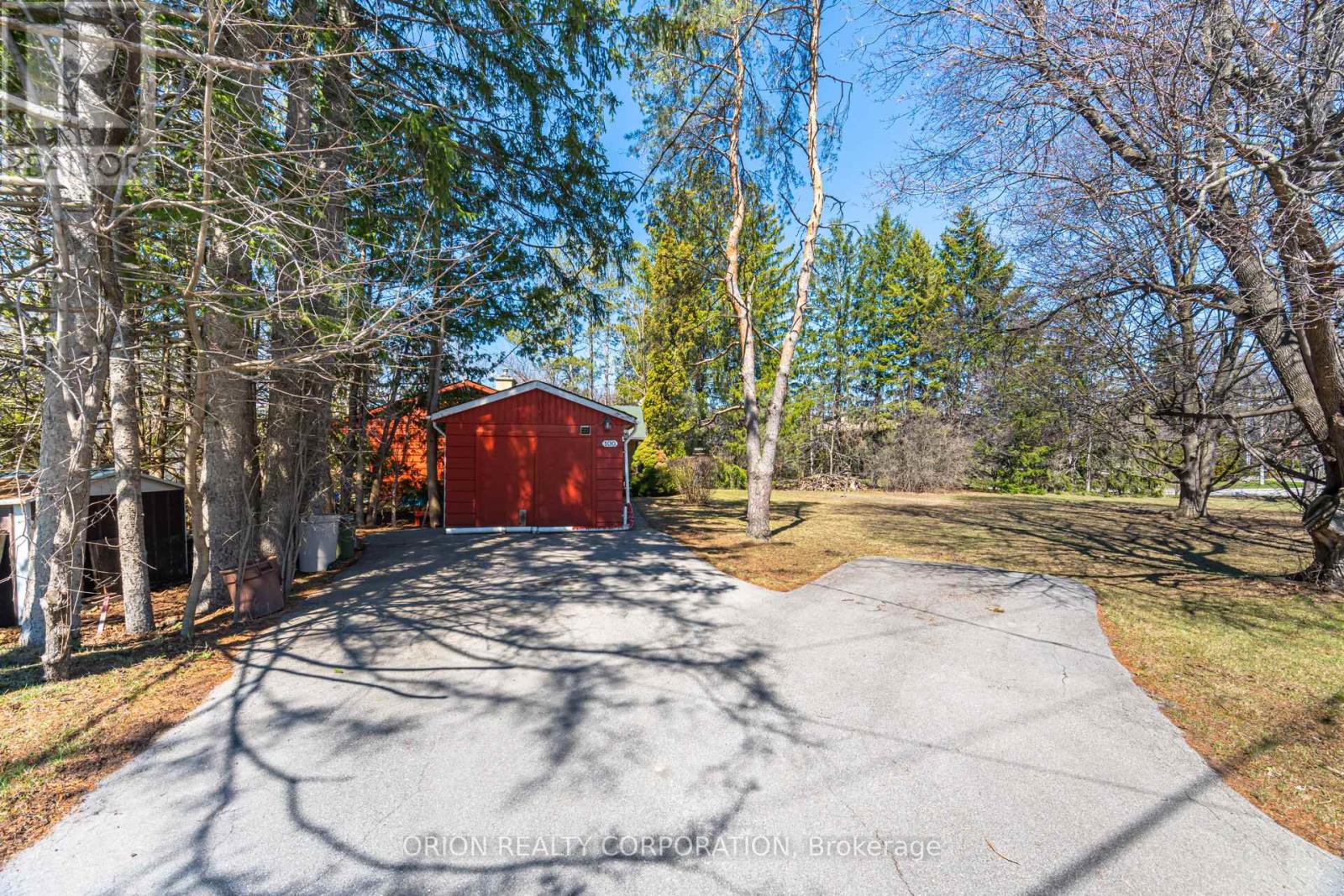 100 WESTWOOD LANE - 11