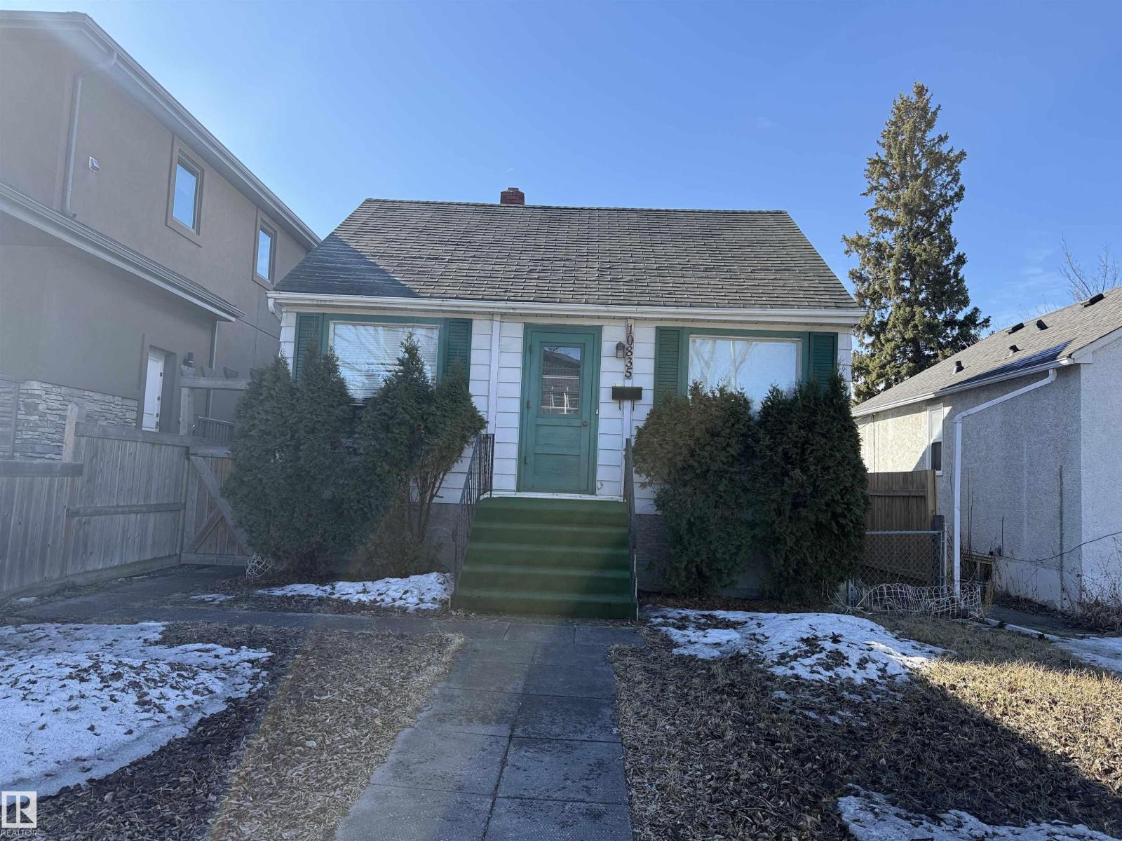 10835 73 AV NW - 1