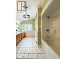 129 Marine Drive thumbnail 15