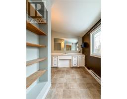 129 Marine Drive thumbnail 19