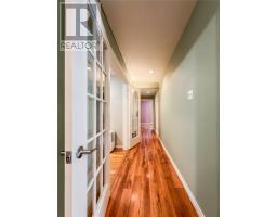 129 Marine Drive thumbnail 33