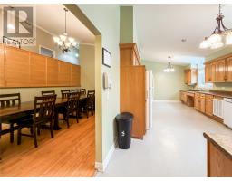 129 Marine Drive thumbnail 8