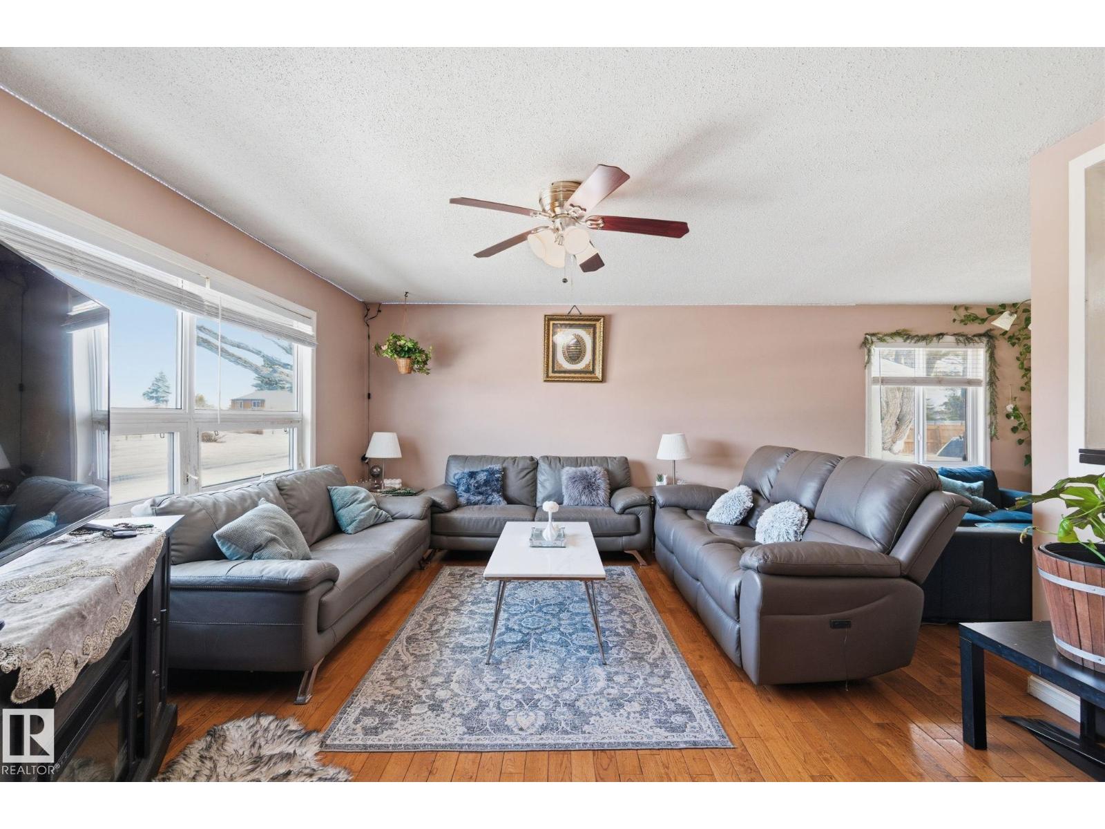 10617 167A AV NW - 1