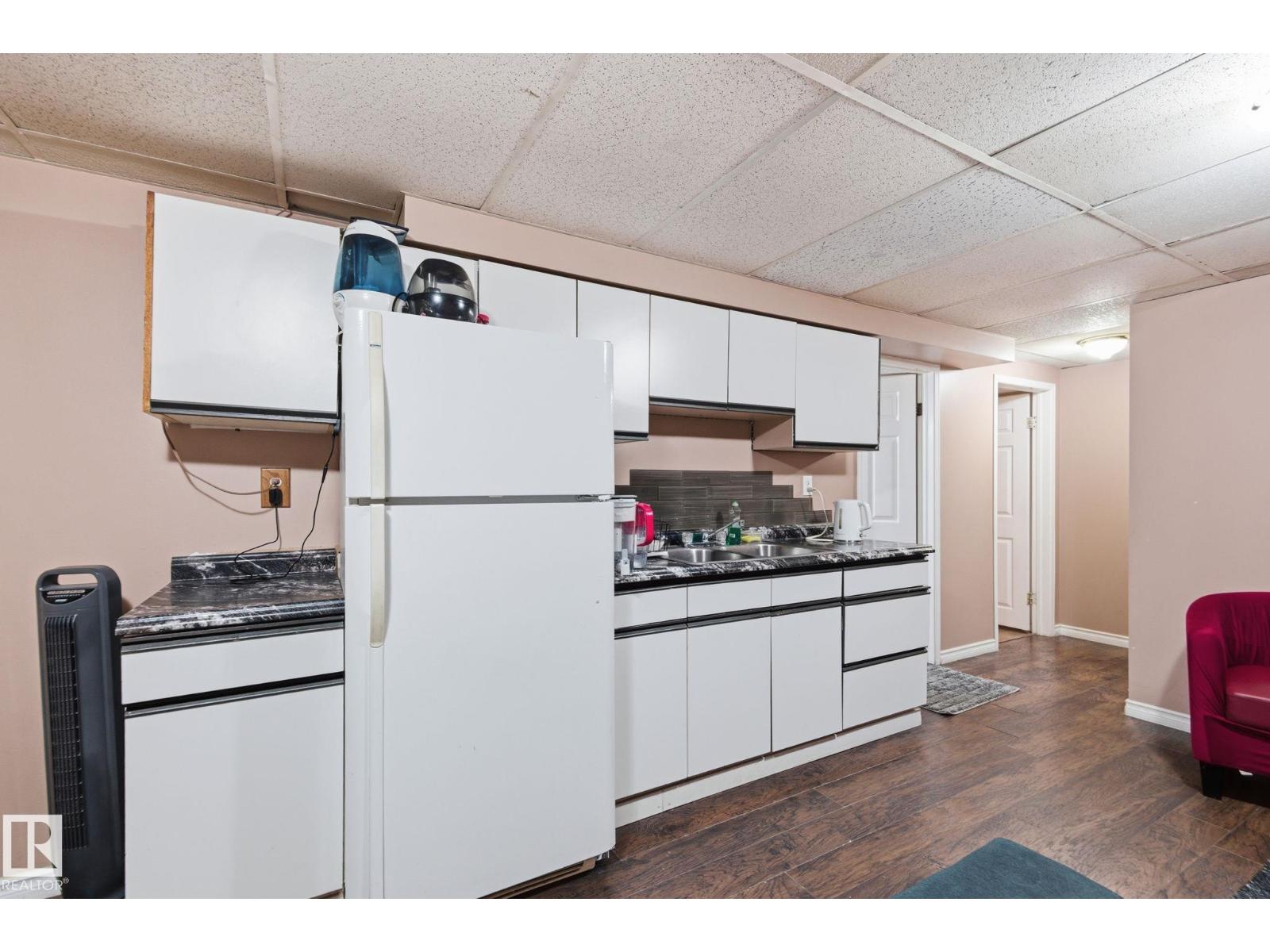 10617 167A AV NW - 40