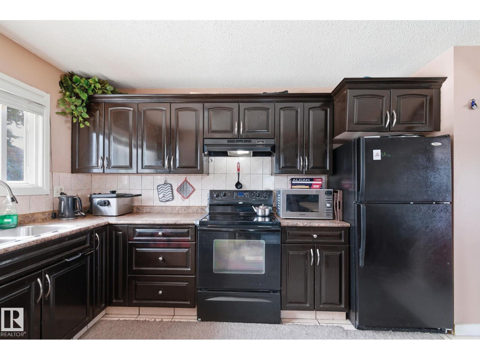 10617 167A AV NW - 5