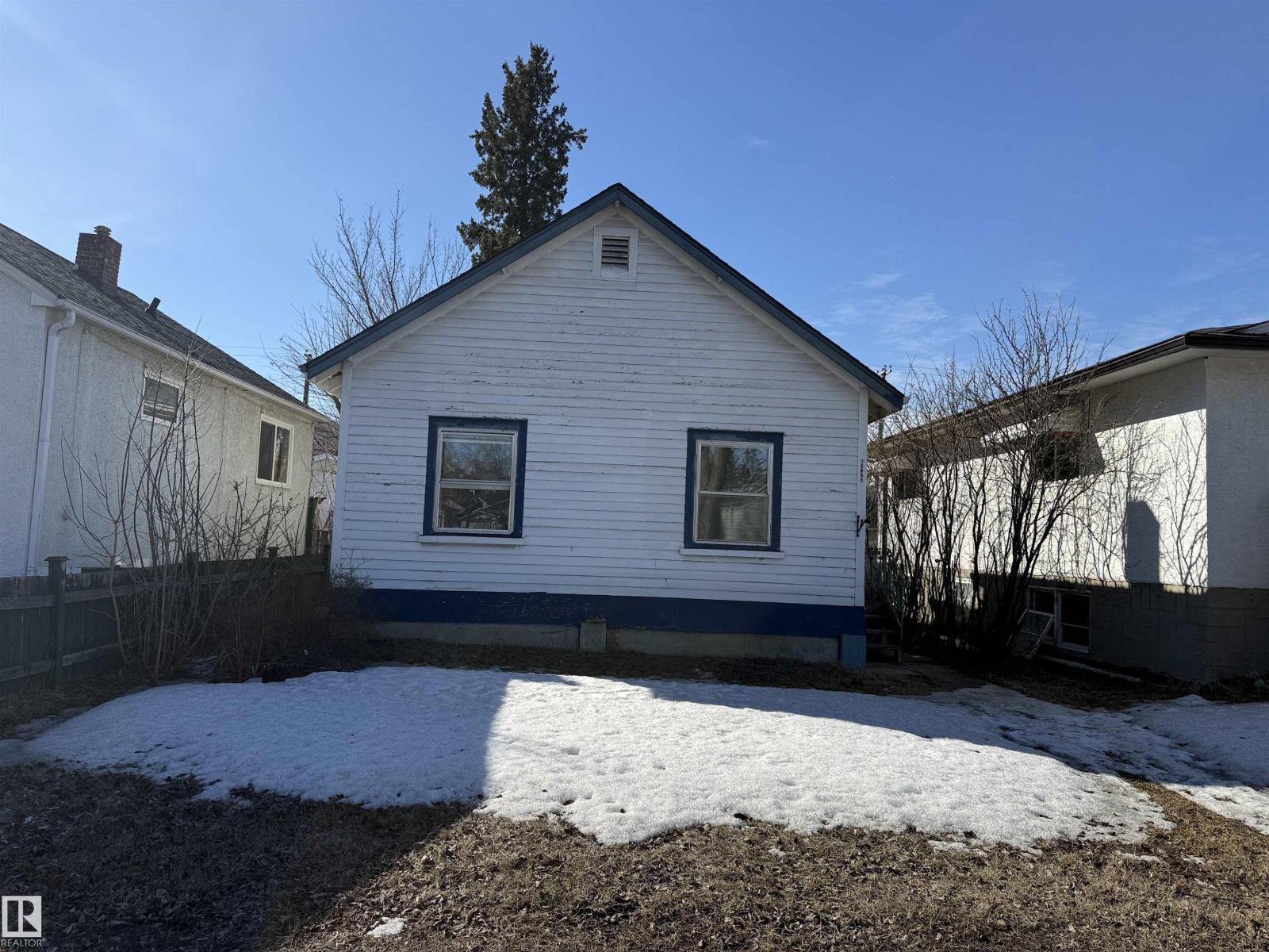 10845 73 AV NW - 1