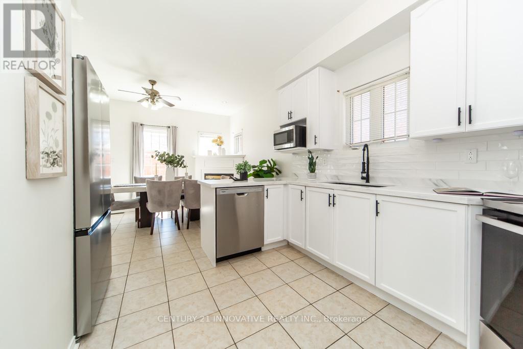 63 RAINBOW VALLEY CRESCENT - 13